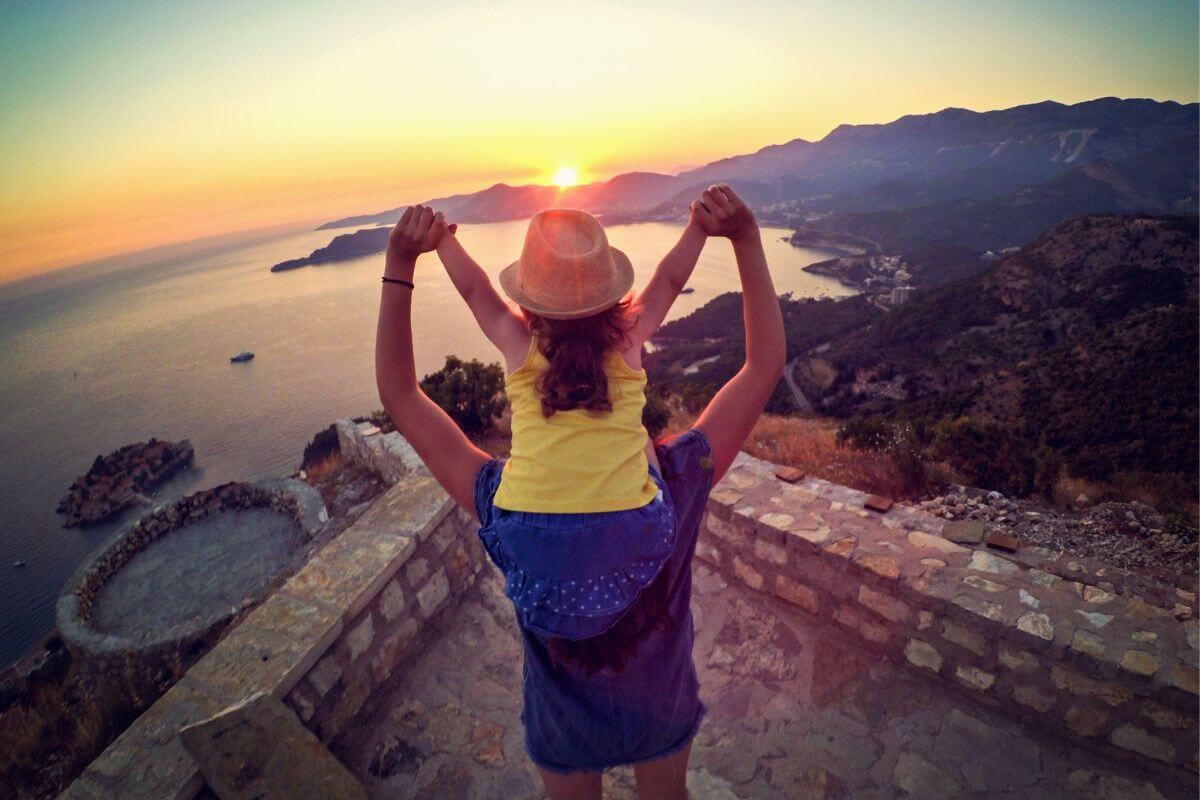 Digital nomads bring family