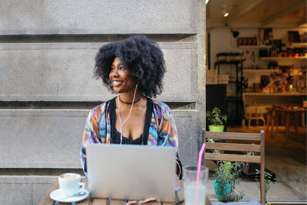 67 Countries With Digital Nomad Visas (Listed by Continents)